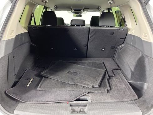 Used 2024 Nissan Rogue SV image 47