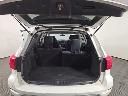 Used 2019 Nissan Pathfinder SV AWD/4WD image 31