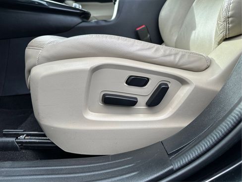 Used 2019 MAZDA CX-9 Touring image 18