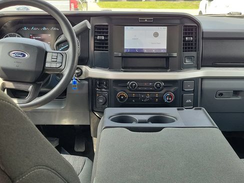 Used 2025 Ford F250 XLT AWD/4WD image 15