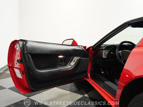 Used 1991 Chevrolet Corvette ZR-1 image 36