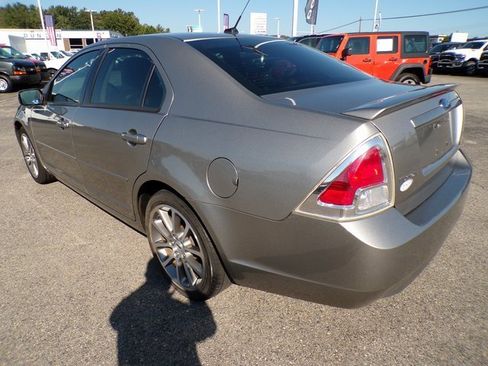 Used 2009 Ford Fusion SE image 3