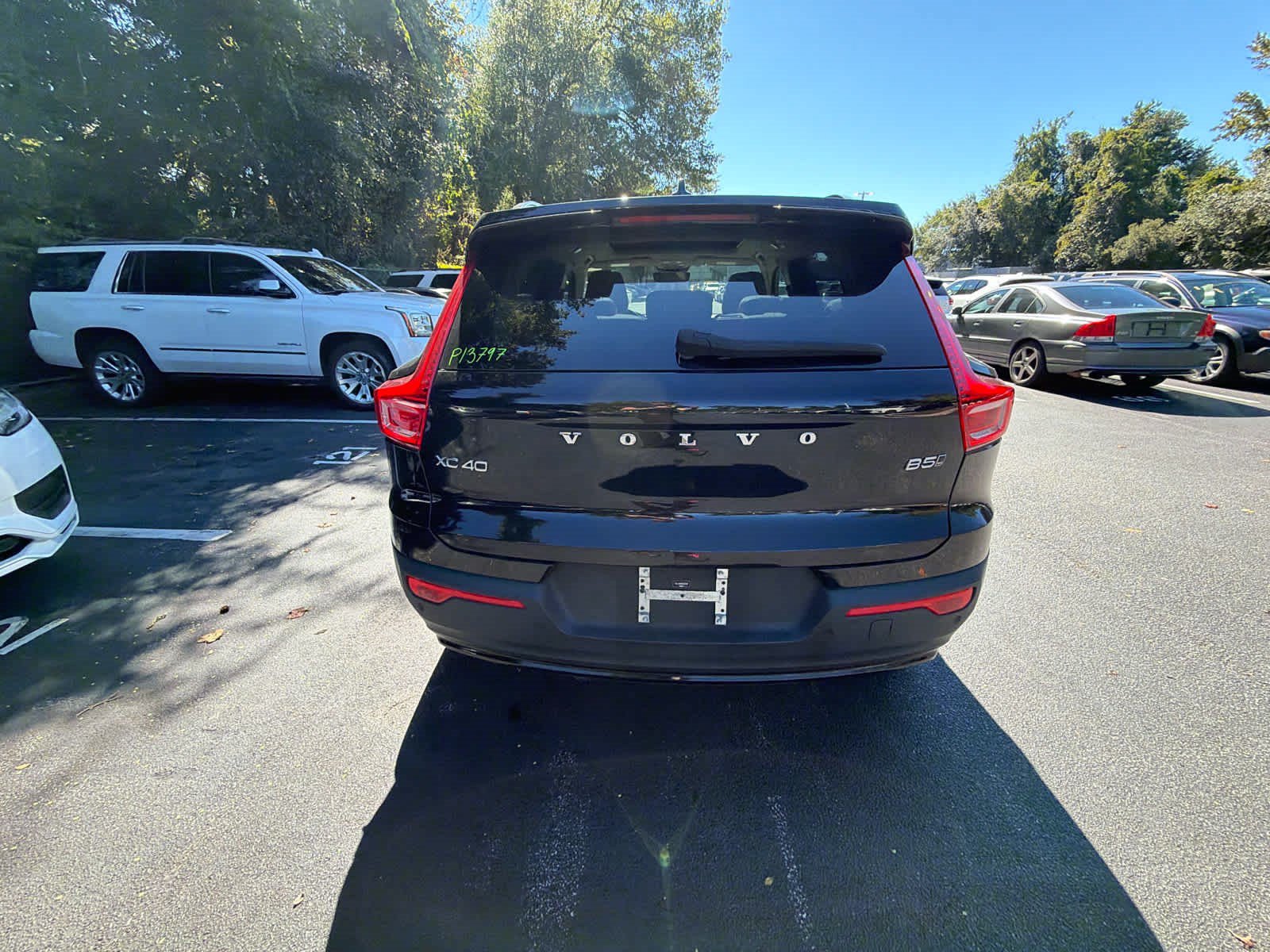 Used 2024 Volvo XC40 B5 Ultimate w/ Protection Package Premier AWD/4WD image 15