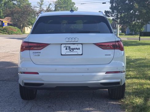 Used 2020 Audi Q3 2.0T Premium Plus AWD/4WD image 15