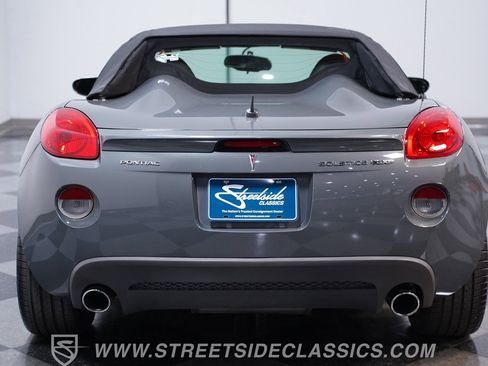 Used 2008 Pontiac Solstice GXP w/ Premium Package RWD image 10