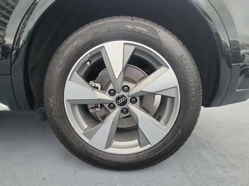 Certified 2024 Audi Q5 2.0T Premium Plus AWD/4WD image 12