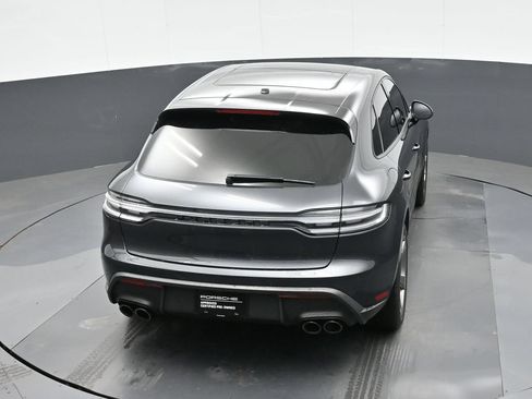 Used 2024 Porsche Macan AWD/4WD image 29