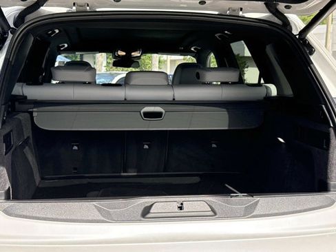 Used 2026 BMW X5 xDrive40i AWD/4WD image 11