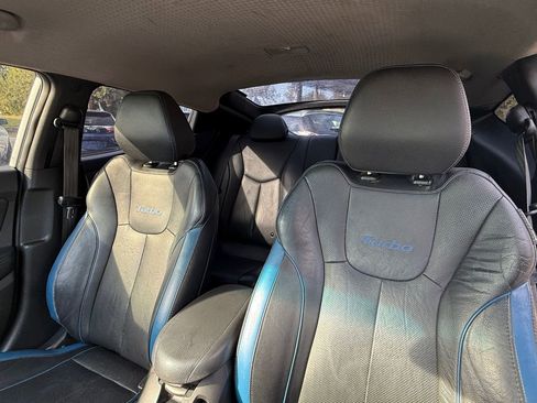 Used 2013 Hyundai Veloster Turbo image 10