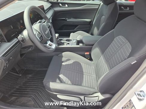 New 2026 Kia K5 LXS FWD image 10