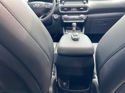 Used 2022 Hyundai Kona Limited w/ Cargo Package FWD image 52