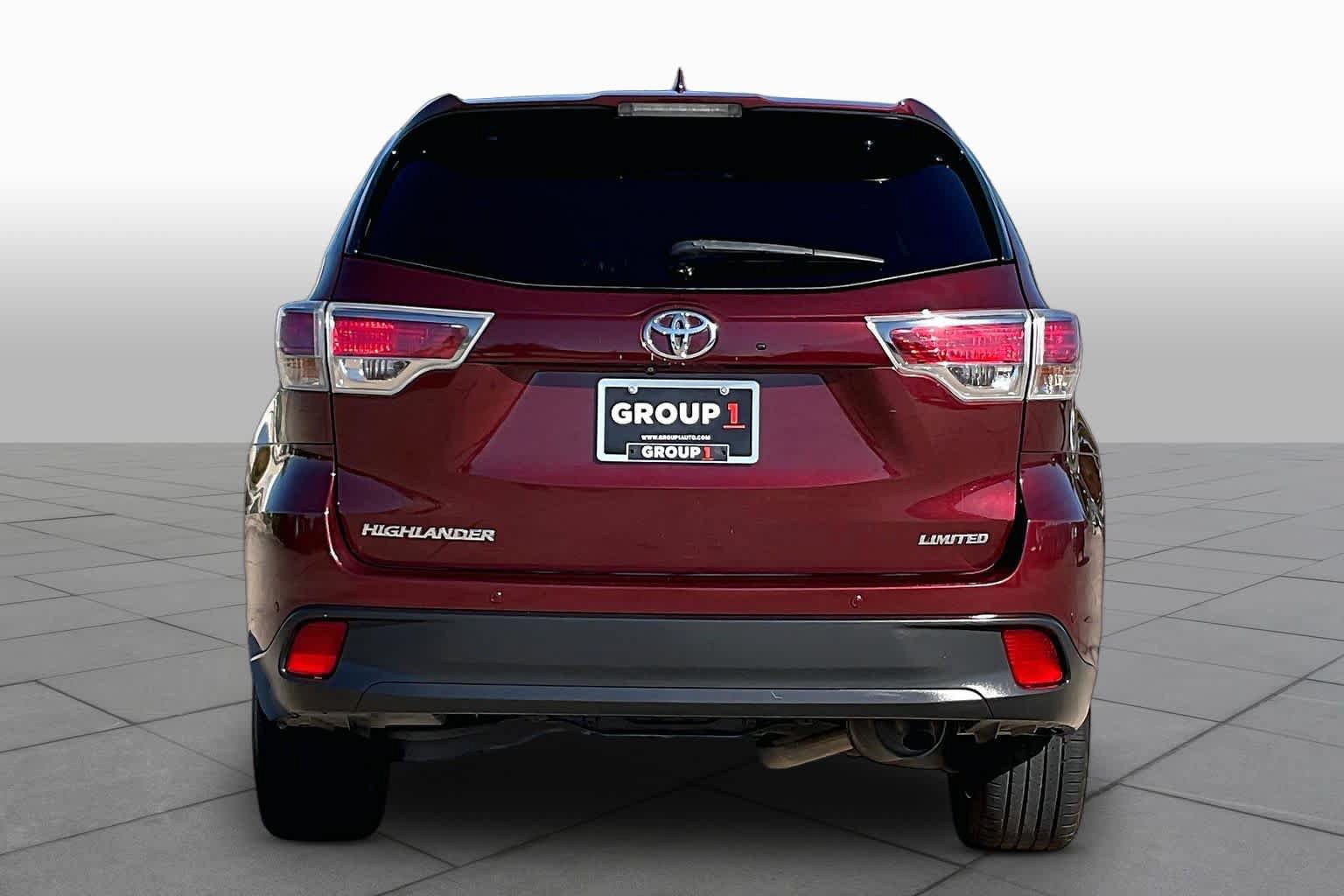 Used 2016 Toyota Highlander Limited FWD image 4