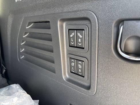 New 2026 Buick Enclave Preferred w/ Power Package FWD image 35