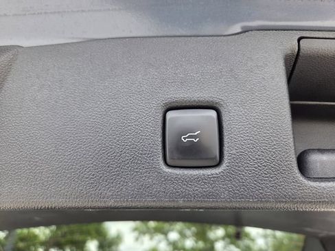Used 2024 Ford Escape Active FWD image 11
