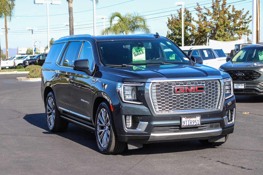Used 2021 GMC Yukon Denali w/ Denali Ultimate Package AWD/4WD image 3