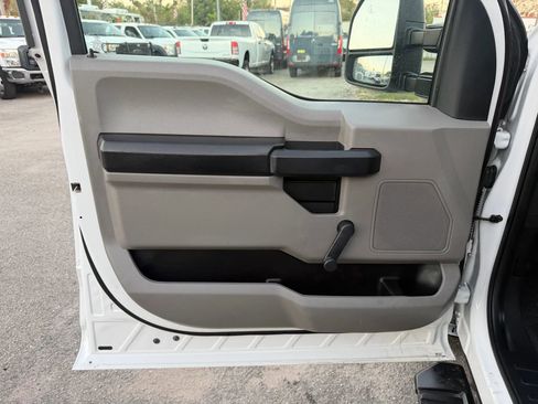 Used 2019 Ford F250 XL image 10