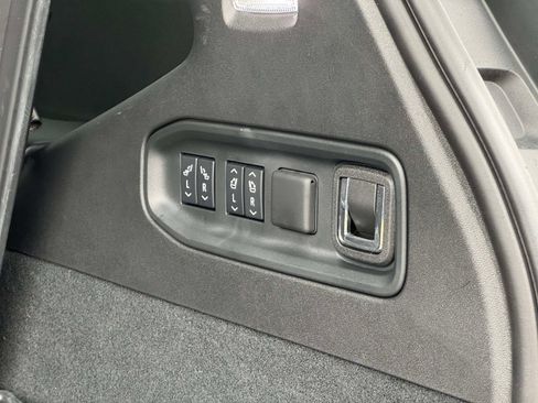 Certified 2026 Cadillac Vistiq Luxury w/ LPO, Floor Liner Package AWD/4WD image 18