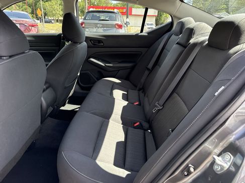 Used 2025 Nissan Altima 2.5 SV FWD image 10