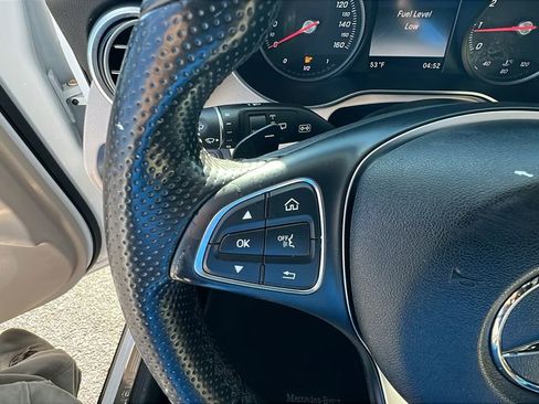 Used 2017 Mercedes-Benz GLC 300 image 24