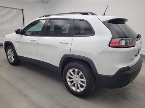 Used 2022 Jeep Cherokee Latitude Lux w/ Sun & Sound Group AWD/4WD image 3