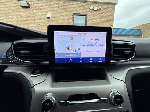 Used 2021 Ford Explorer XLT w/ Equipment Group 202A image 21