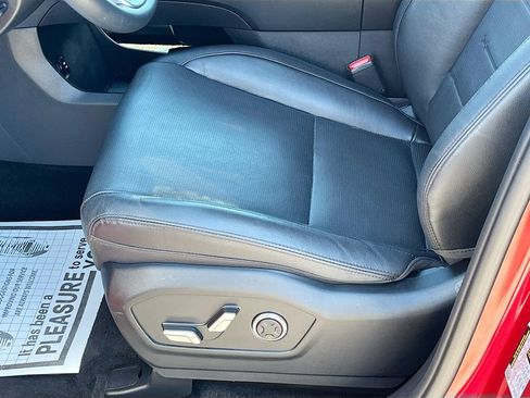Used 2025 Hyundai Santa Fe Limited AWD/4WD image 20