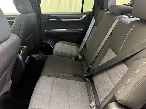 Certified 2025 GMC Acadia Elevation image 9