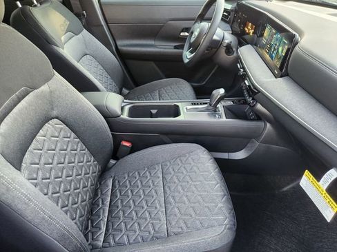 New 2026 Nissan Kicks SV image 10