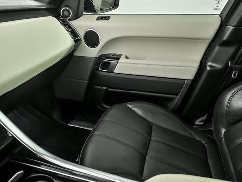Used 2017 Land Rover Range Rover Sport HSE image 36