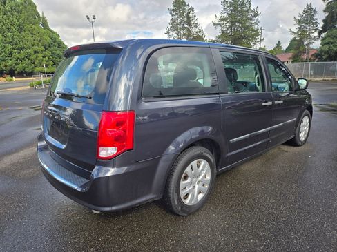 Used 2014 Dodge Grand Caravan American Value Package image 7