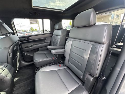 Used 2024 Hyundai Santa Fe Calligraphy image 25