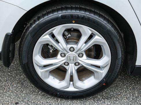 Certified 2024 Honda Accord LX image 11