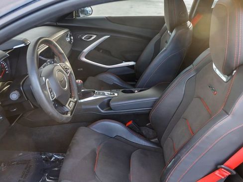 Used 2020 Chevrolet Camaro ZL1 image 19