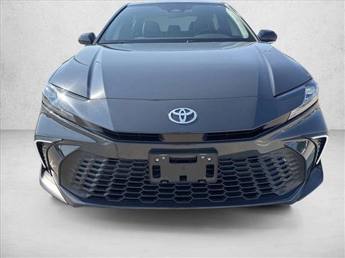 Used 2026 Toyota Camry SE w/ Convenience Package FWD image 2