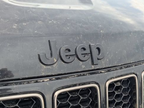 Used 2016 Jeep Grand Cherokee High Altitude AWD/4WD image 10