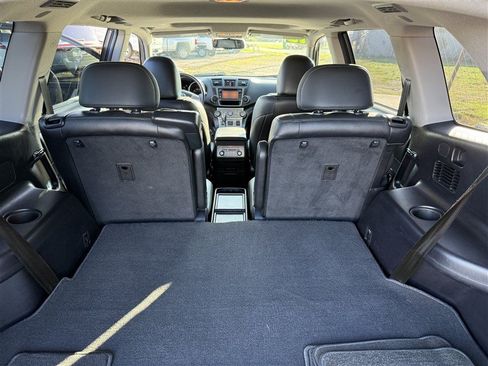 Used 2013 Toyota Highlander SE AWD/4WD image 7