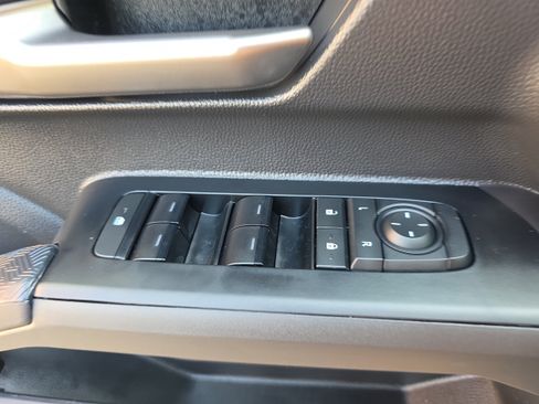 Used 2026 Toyota Tacoma TRD Off-Road AWD/4WD image 25