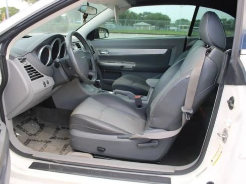 Used 2008 Chrysler Sebring Touring w/ Special Touring Group FWD image 9