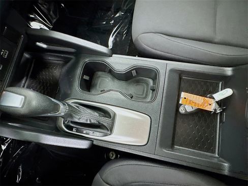 Used 2022 Nissan Frontier S w/ Technology Package image 18