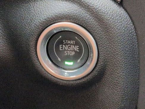 Used 2020 GMC Sierra 2500 AT4 w/ AT4 Premium Package AWD/4WD image 27