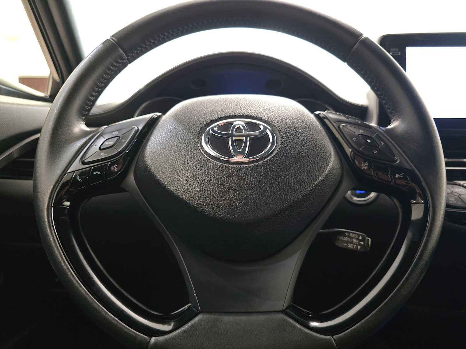 Certified 2022 Toyota C-HR Nightshade FWD image 11