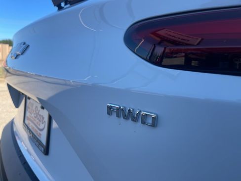 New 2025 Chevrolet Blazer EV LT image 30