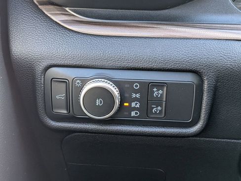 Used 2021 Ford Explorer Limited w/ Equipment Group 301A image 25