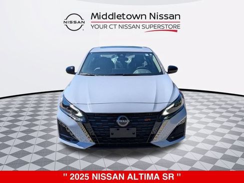New 2025 Nissan Altima 2.5 SR w/ SR Premium Package FWD image 8