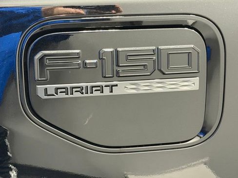 Used 2023 Ford F150 Lightning Lariat image 25