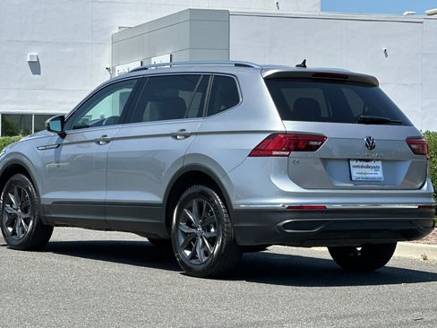 Used 2024 Volkswagen Tiguan SE image 6