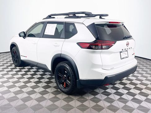Used 2025 Nissan Rogue SV AWD/4WD image 6