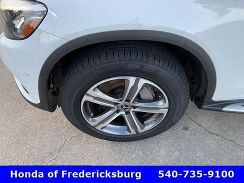 Used 2018 Mercedes-Benz GLC 300 4MATIC image 10