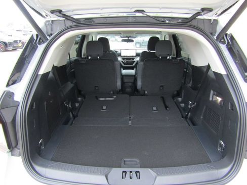 New 2026 Ford Explorer Active AWD/4WD image 33