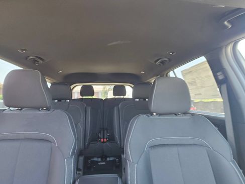 New 2026 Jeep Grand Cherokee L Laredo RWD image 28